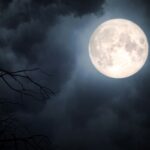 満月パワーで恋愛成就！満月の夜に行う引き寄せリチュアル